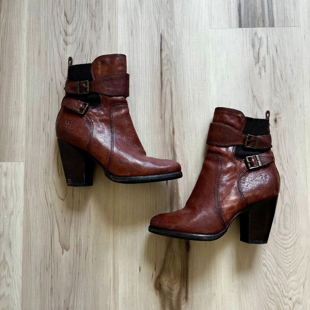 Frye Cognac Leather Booties Size 7.5
